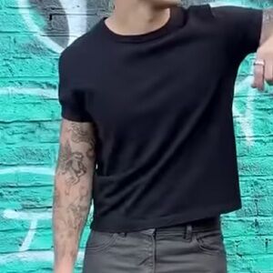 POOL HOUSE NEW YORK MENS BLACK TONY TEE SHORT SLEEVE T SHORT SMALL